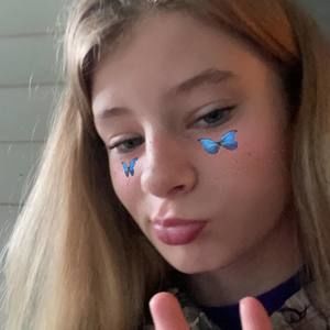 Meet your Posher, April